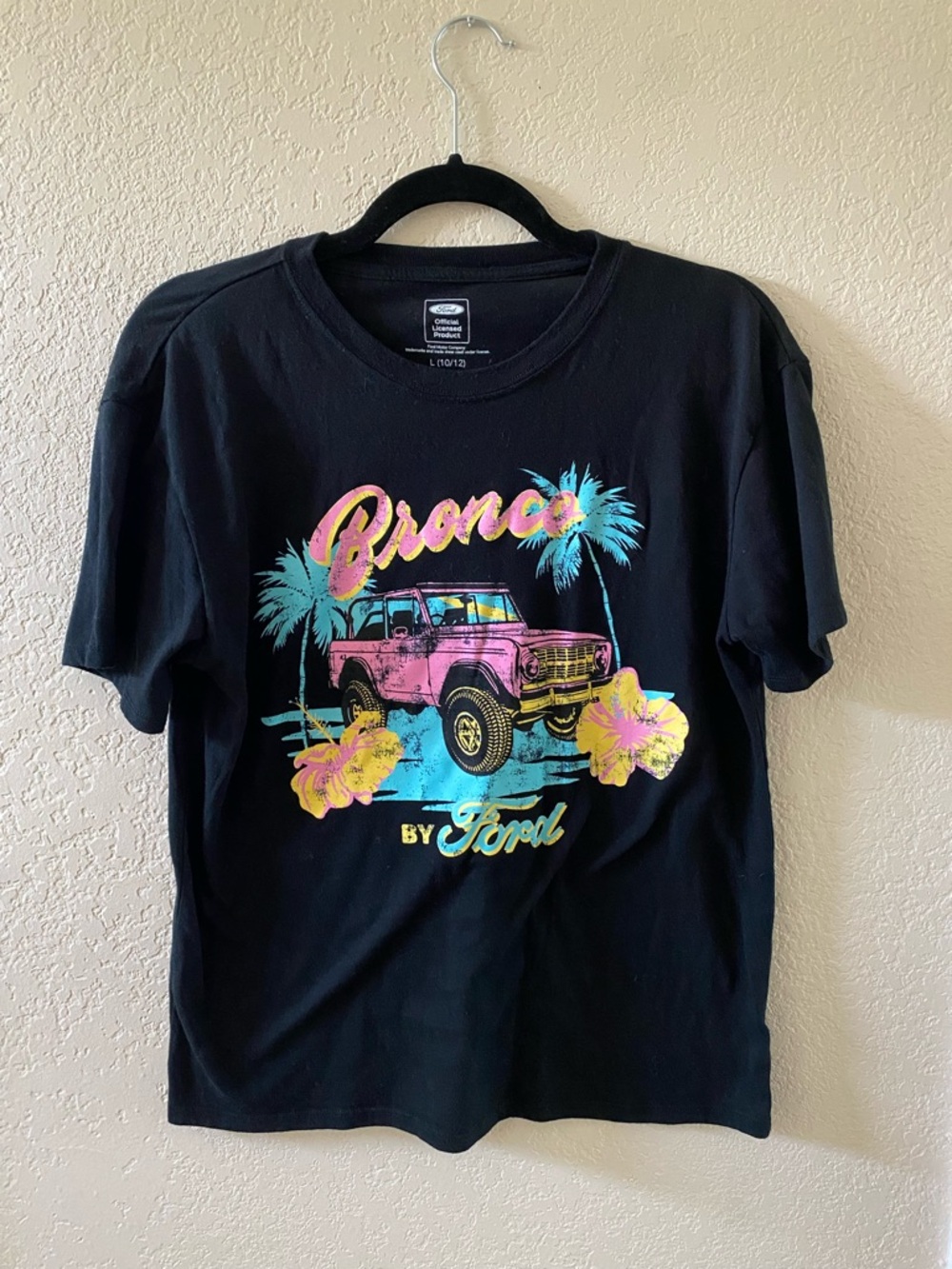 Bronco by Ford Tropical Graphic Tee Size XS